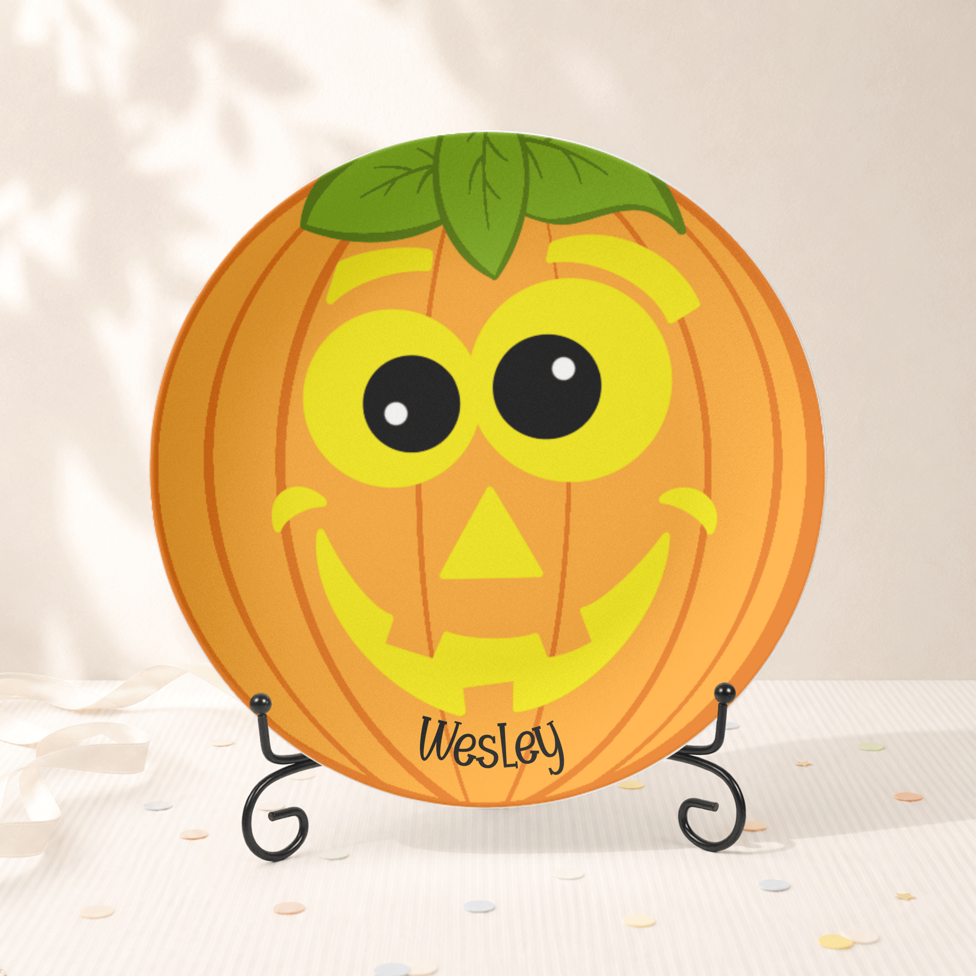 Jack-o'-Lantern Face Plate Plate With Stand by Lil Plate Shop